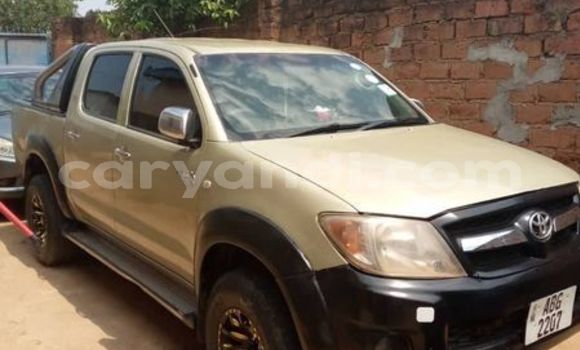 Tenga Tsaru Toyota Hilux Zvimwe Mota in Lusaka in Zambia