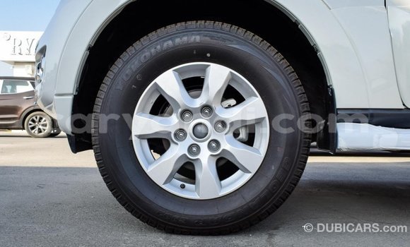 Nunua Imported Mitsubishi Pajero Nyeupe Gari ndani ya Import - Dubai nchini Zambia Nunua Imported Mitsubishi Pajero Nyeupe Gari ndani ya Import - Dubai nchini Zambia