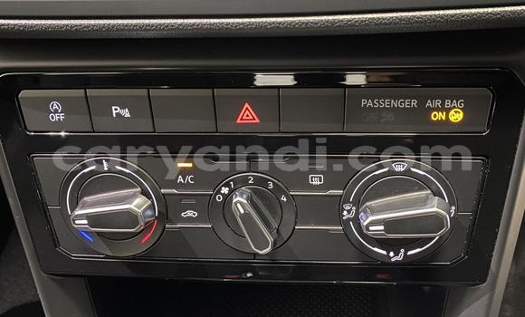 Buy Used Volkswagen T-Roc White Car in Kitwe in Zambia Buy Used Volkswagen T-Roc White Car in Kitwe in Zambia