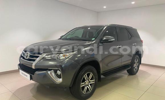 Acheter Occasion Voiture Toyota Fortuner Gris à Chinsali, Nord Acheter Occasion Voiture Toyota Fortuner Gris à Chinsali, Nord