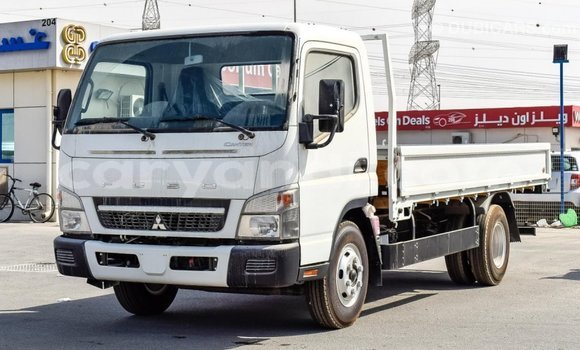 Buy Import Mitsubishi Canter White Truck in Import - Dubai in Zambia Buy Import Mitsubishi Canter White Truck in Import - Dubai in Zambia