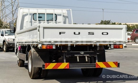 Buy Import Mitsubishi Canter White Truck in Import - Dubai in Zambia Buy Import Mitsubishi Canter White Truck in Import - Dubai in Zambia