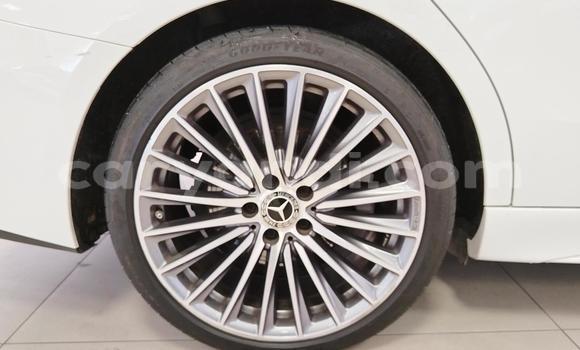 Buy Used Mercedes‒Benz C–Class White Car in Lusaka in Zambia Buy Used Mercedes‒Benz C–Class White Car in Lusaka in Zambia