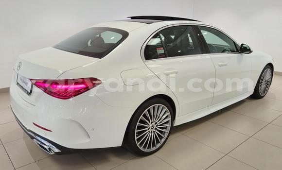 Buy Used Mercedes‒Benz C–Class White Car in Lusaka in Zambia Buy Used Mercedes‒Benz C–Class White Car in Lusaka in Zambia