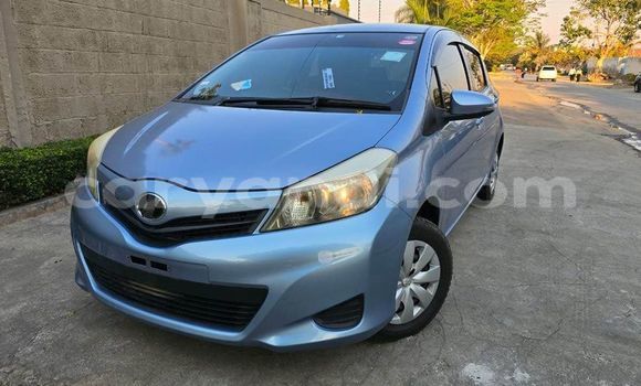 Acheter Occasion Voiture Toyota Vitz Bleu à Lusaka, Zambie