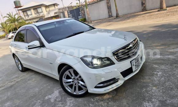 Tenga Tsaru Mercedes-Benz C180 coupe Chena Mota in Chipata in Zambia Tenga Tsaru Mercedes-Benz C180 coupe Chena Mota in Chipata in Zambia