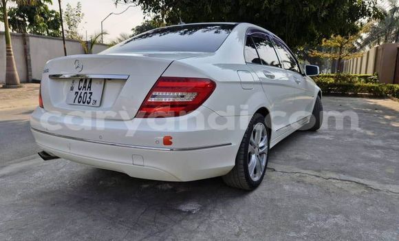 Tenga Tsaru Mercedes-Benz C180 coupe Chena Mota in Chipata in Zambia Tenga Tsaru Mercedes-Benz C180 coupe Chena Mota in Chipata in Zambia