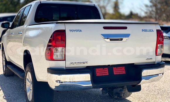 Acheter Occasion Voiture Toyota Hilux Blanc à Chingola, Zambie Acheter Occasion Voiture Toyota Hilux Blanc à Chingola, Zambie
