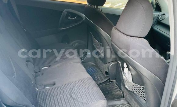 Acheter Occasion Voiture Toyota Vanguard Blanc à Chinsali, Nord Acheter Occasion Voiture Toyota Vanguard Blanc à Chinsali, Nord