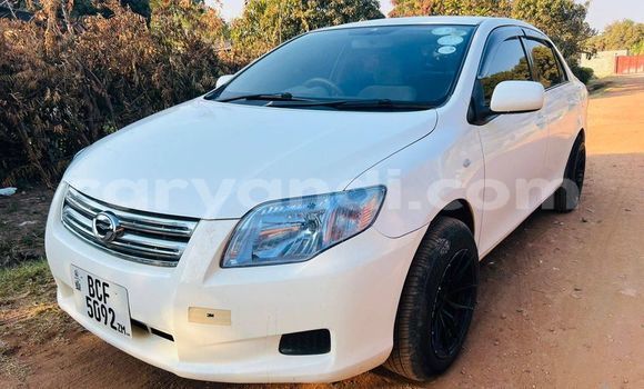 Acheter Occasion Voiture Toyota Axio Blanc à Import - Dubai, Zambie