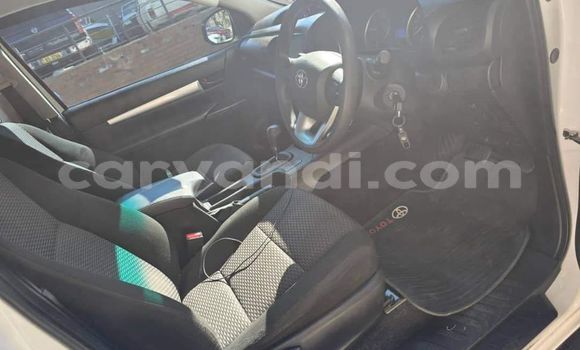 Buy Used Toyota Hilux White Car in Chinsali in Northern Buy Used Toyota Hilux White Car in Chinsali in Northern