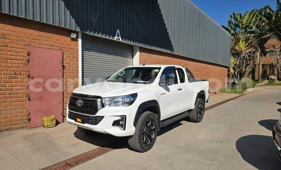Buy Used Toyota Hilux White Car in Chinsali in Northern Buy Used Toyota Hilux White Car in Chinsali in Northern