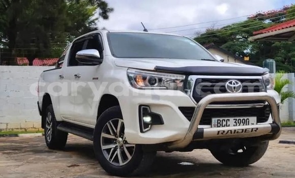 Buy Used Toyota Hilux White Car in Chingola in Zambia Buy Used Toyota Hilux White Car in Chingola in Zambia