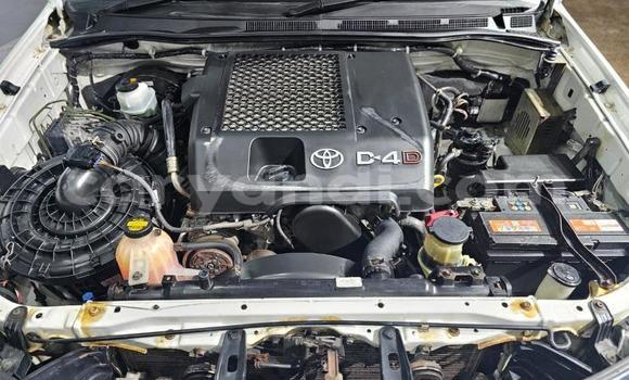 Acheter Occasion Voiture Toyota Hilux Blanc à Livingstone, Zambie Acheter Occasion Voiture Toyota Hilux Blanc à Livingstone, Zambie