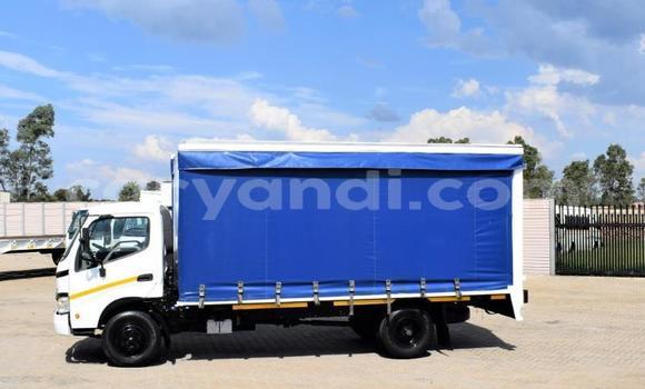 Buy Used Toyota Dyna White Truck in Livingstone in Zambia Buy Used Toyota Dyna White Truck in Livingstone in Zambia