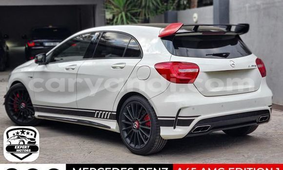 Tenga Tsaru Mercedes-Benz A200 Zvimwe Mota in Lusaka in Zambia Tenga Tsaru Mercedes-Benz A200 Zvimwe Mota in Lusaka in Zambia