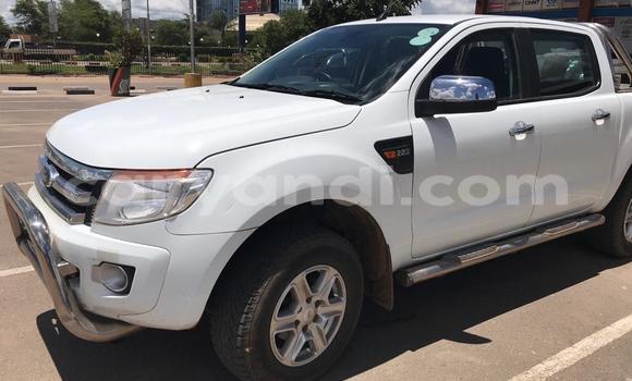 Acheter Occasion Voiture Ford Ranger Blanc à Lusaka, Zambie Acheter Occasion Voiture Ford Ranger Blanc à Lusaka, Zambie