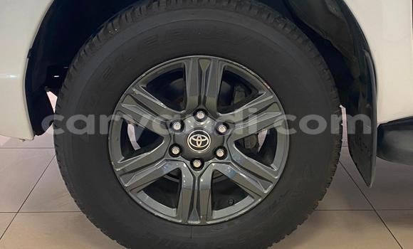 Buy Used Toyota Hilux White Car in Lusaka in Zambia Buy Used Toyota Hilux White Car in Lusaka in Zambia