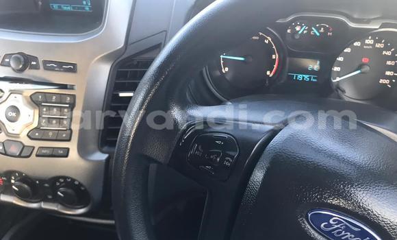 Acheter Occasion Voiture Ford Ranger Blanc à Lusaka, Zambie Acheter Occasion Voiture Ford Ranger Blanc à Lusaka, Zambie