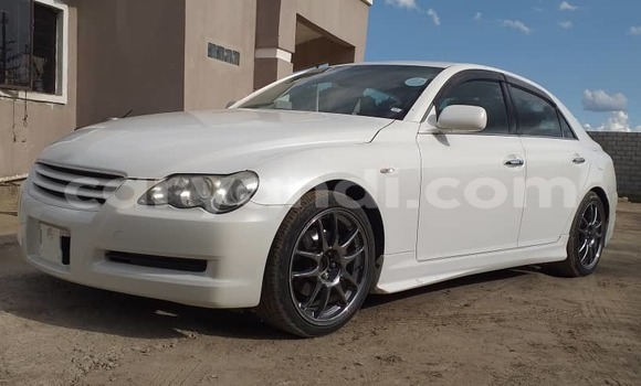 Acheter Occasion Voiture Toyota Mark X Blanc à Lusaka, Zambie Acheter Occasion Voiture Toyota Mark X Blanc à Lusaka, Zambie