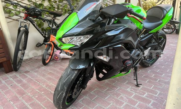 Nunua Ilio tumika Kawasaki Ninja Kijani Bike ndani ya Lusaka nchini Zambia Nunua Ilio tumika Kawasaki Ninja Kijani Bike ndani ya Lusaka nchini Zambia