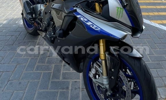 Buy Used Yamaha R1 Beige Bike in Lusaka in Zambia