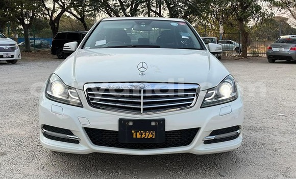 Tenga Tsaru Mercedes‒Benz C–Class Chena Mota in Chinsali in Northern