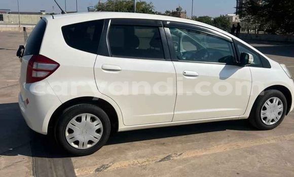 Acheter Occasion Voiture Honda FIT Blanc à Chilanga, Lusaka Acheter Occasion Voiture Honda FIT Blanc à Chilanga, Lusaka