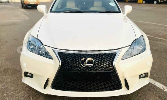 Buy Used Lexus ES White Car in Chililabombwe in Copperbelt