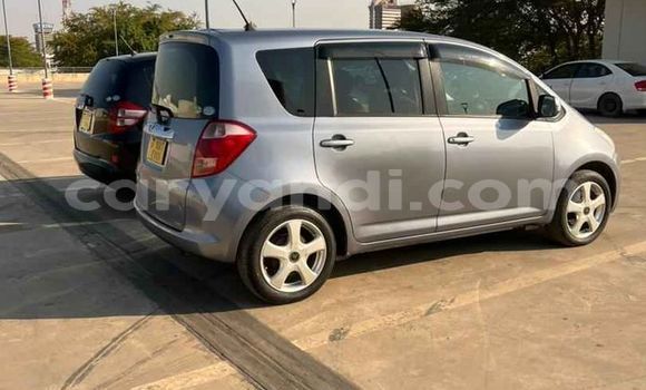 Nunua Ilio tumika Toyota Ractis Nyingine Gari ndani ya Chingola nchini Zambia Nunua Ilio tumika Toyota Ractis Nyingine Gari ndani ya Chingola nchini Zambia