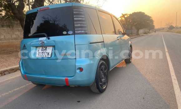 Buy Used Toyota Sienta Blue Car in Chingola in Zambia Buy Used Toyota Sienta Blue Car in Chingola in Zambia