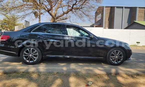 Acheter Occasion Voiture Mercedes‒Benz E–Class Noir à Chingola, Zambie Acheter Occasion Voiture Mercedes‒Benz E–Class Noir à Chingola, Zambie