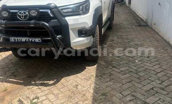 Acheter Occasion Voiture Toyota Hilux Blanc à Chinsali, Nord Acheter Occasion Voiture Toyota Hilux Blanc à Chinsali, Nord