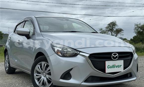 Acheter Occasion Voiture Mazda Demio Gris à Lusaka, Zambie