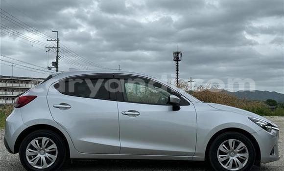 Acheter Occasion Voiture Mazda Demio Gris à Lusaka, Zambie Acheter Occasion Voiture Mazda Demio Gris à Lusaka, Zambie