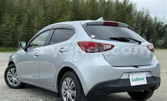 Acheter Occasion Voiture Mazda Demio Gris à Lusaka, Zambie Acheter Occasion Voiture Mazda Demio Gris à Lusaka, Zambie