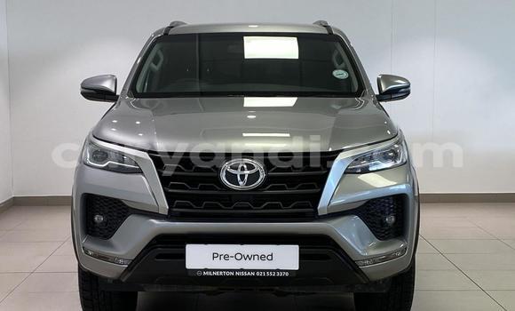 Nunua Ilio tumika Toyota Fortuner Fedha Gari ndani ya Lusaka nchini Zambia Nunua Ilio tumika Toyota Fortuner Fedha Gari ndani ya Lusaka nchini Zambia