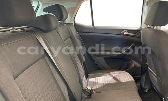 Buy Used Volkswagen T-Roc White Car in Lusaka in Zambia Buy Used Volkswagen T-Roc White Car in Lusaka in Zambia