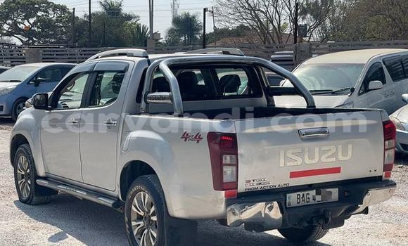 Acheter Occasion Voiture Isuzu KB Autre à Lusaka, Zambie Acheter Occasion Voiture Isuzu KB Autre à Lusaka, Zambie