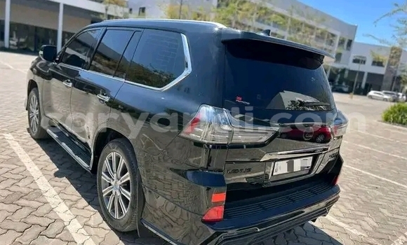 Nunua Ilio tumika Lexus LX 570 Nyeusi Gari ndani ya Lusaka nchini Zambia Nunua Ilio tumika Lexus LX 570 Nyeusi Gari ndani ya Lusaka nchini Zambia
