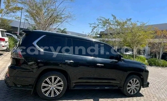 Nunua Ilio tumika Lexus LX 570 Nyeusi Gari ndani ya Lusaka nchini Zambia Nunua Ilio tumika Lexus LX 570 Nyeusi Gari ndani ya Lusaka nchini Zambia