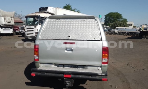 Nunua Ilio tumika Toyota Hilux Beige Gari ndani ya Lusaka nchini Zambia Nunua Ilio tumika Toyota Hilux Beige Gari ndani ya Lusaka nchini Zambia
