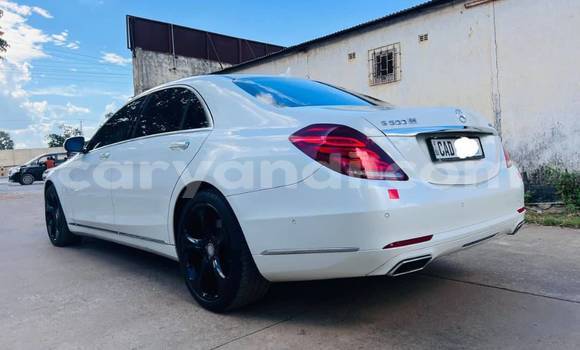 Acheter Occasion Voiture Mercedes‒Benz S–Class Blanc à Chinsali, Nord Acheter Occasion Voiture Mercedes‒Benz S–Class Blanc à Chinsali, Nord