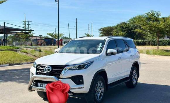 Tenga Tsaru Toyota Fortuner Chena Mota in Chingola in Zambia