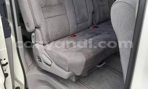 Acheter Occasion Voiture Toyota Alphard Blanc à Lusaka, Zambie Acheter Occasion Voiture Toyota Alphard Blanc à Lusaka, Zambie