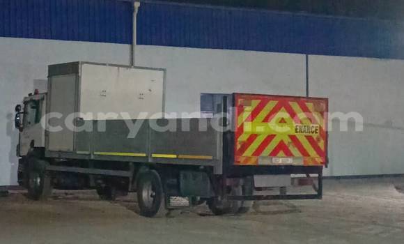 Acheter Occasion Utilitaire Scania Irizar Blanc à Chililabombwe, Copperbelt Acheter Occasion Utilitaire Scania Irizar Blanc à Chililabombwe, Copperbelt