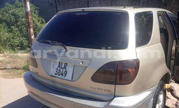 Acheter Occasion Voiture Toyota Harrier Autre à Chingola, Zambie Acheter Occasion Voiture Toyota Harrier Autre à Chingola, Zambie