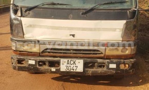 Buy Used Mitsubishi Canter White Truck in Chinsali in Northern