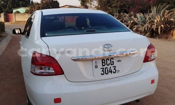 Acheter Occasion Voiture Toyota Belta Blanc à Chinsali, Nord Acheter Occasion Voiture Toyota Belta Blanc à Chinsali, Nord