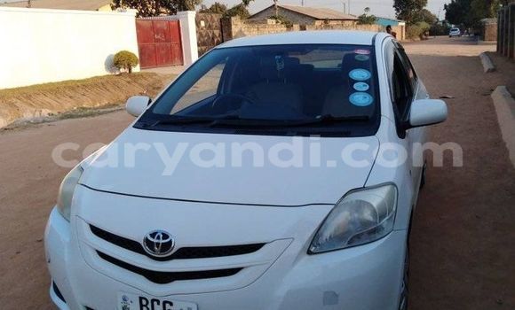 Acheter Occasion Voiture Toyota Belta Blanc à Chinsali, Nord Acheter Occasion Voiture Toyota Belta Blanc à Chinsali, Nord